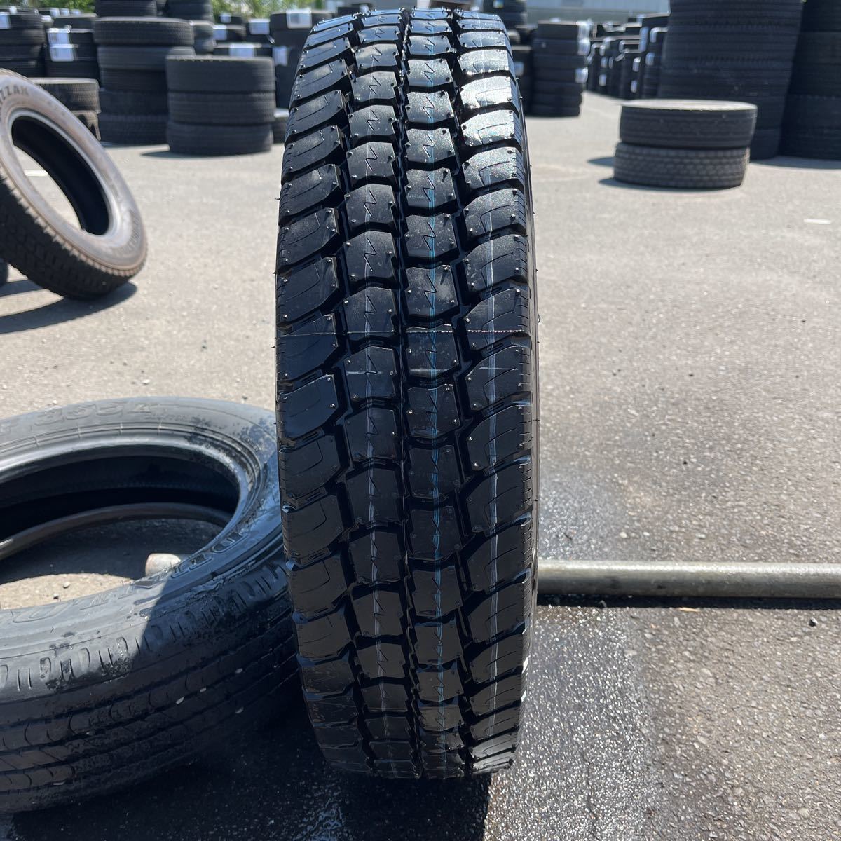 205/85R16 TOYO, M634 ほぼ新品 激安美品 1本セット：8000円 | 桜国際貿易オンラインショップ