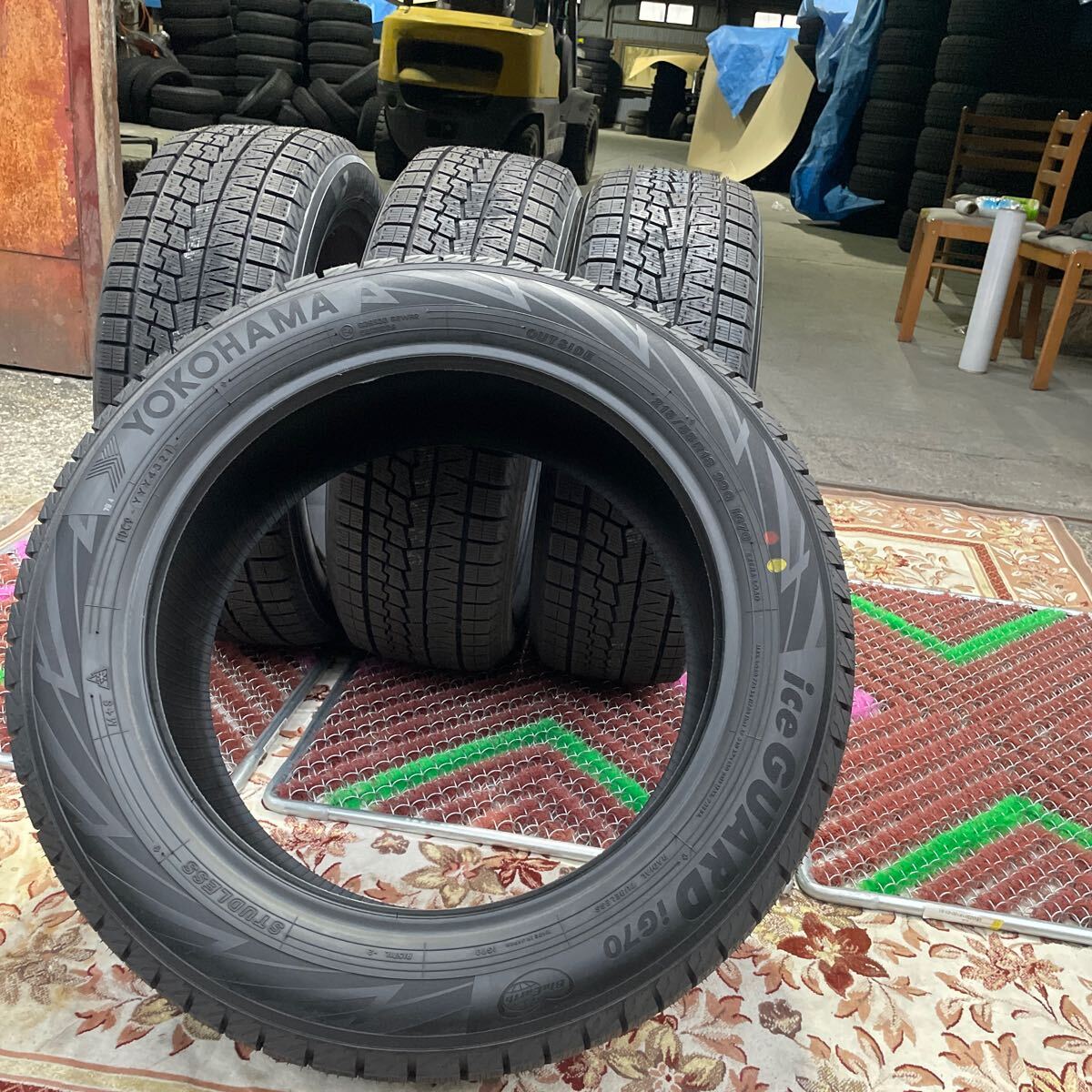 215/55R18 スタッドレスタイヤ 2021年製 在庫処分 未使用品 4本：88500