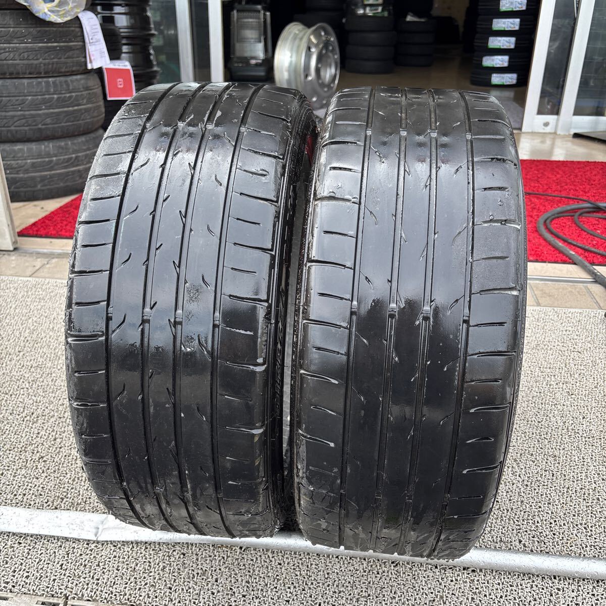 205/40R17 DUNLOP DIREZZA DZ102 中古夏タイヤ 2本セット:11000円 | 桜