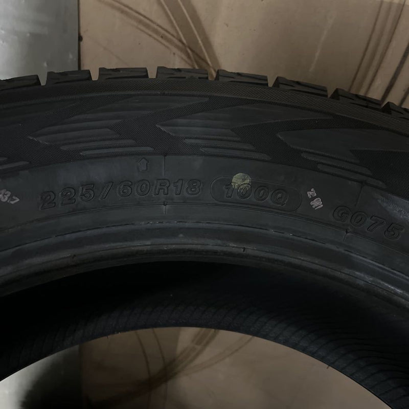 225/60R18　ヨコハマ　年式:2019　未使用品　激安美品4本セット:48000円