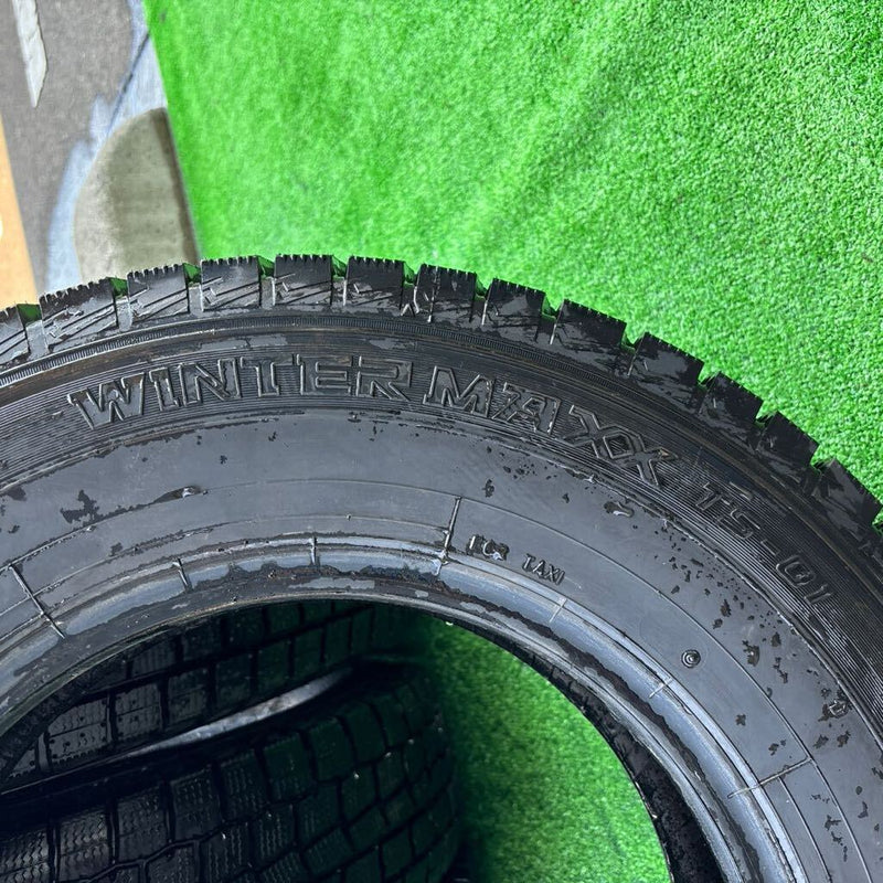 175/80R14 タクシー用　DUNLOP ウィンターマックス　2020年アップ　激安美品　4本セット：16000円