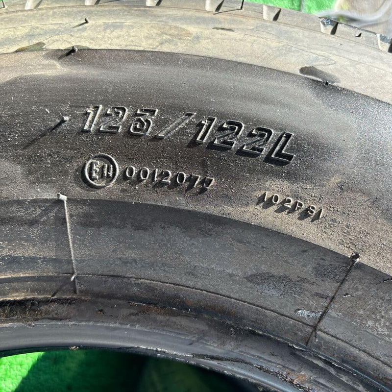 225/80R17.5　123/122L ダンロップ　中古　　2015UP激安美品　4本セット：20000円