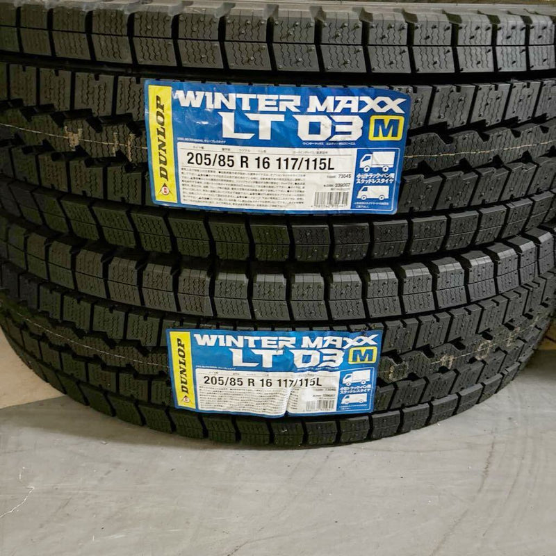 ダンロップ205/85R16LT WMLT03 新品冬タイヤ 2本:30000円