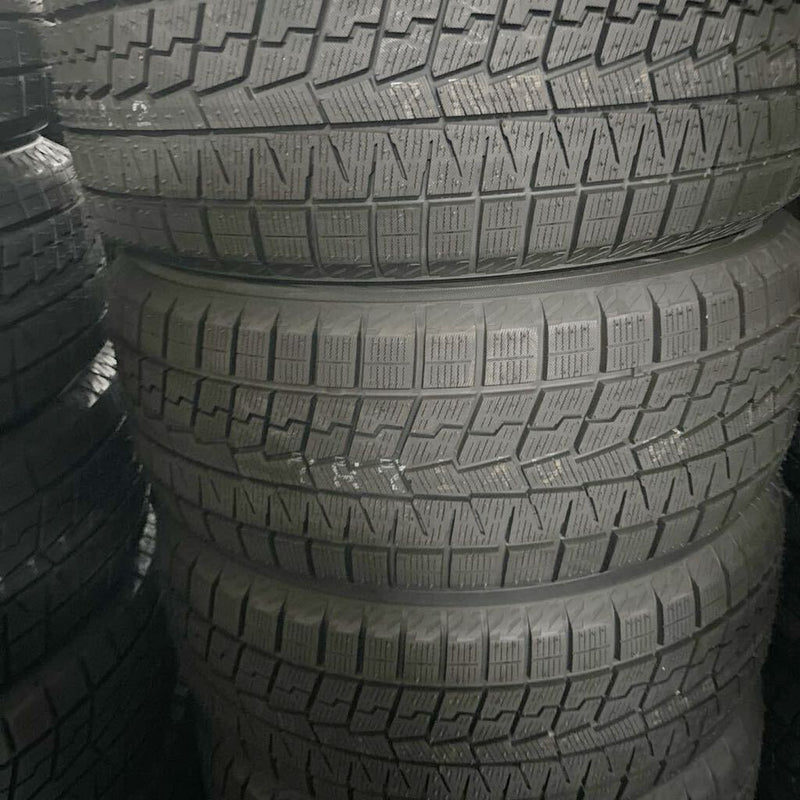 在庫処分！215/45R17 未使用品　スタッドレスタイヤ4本:73000円 未使用