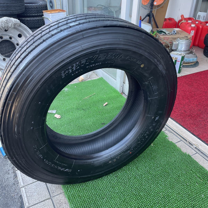 11/70R22.5 ヨコハマ　激安美品　1本セット：20000円