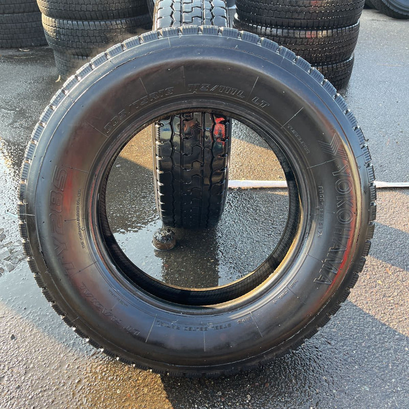 205/75R16 YOKOHAMA 激安美品　2本セット：8000円