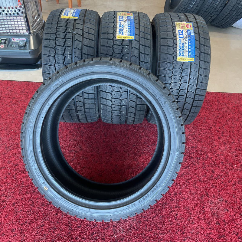 255/35R18 ダンロップ　年式：2019. 未使用　4本セット：100000円