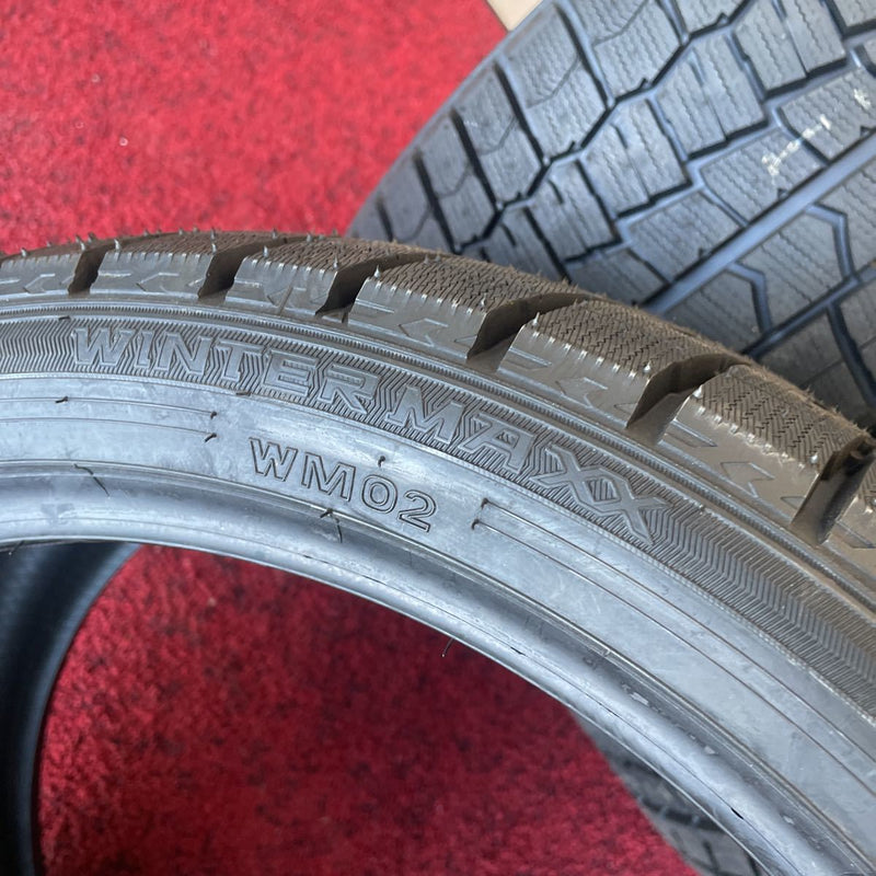 255/35R18 ダンロップ　年式：2019. 未使用　4本セット：100000円