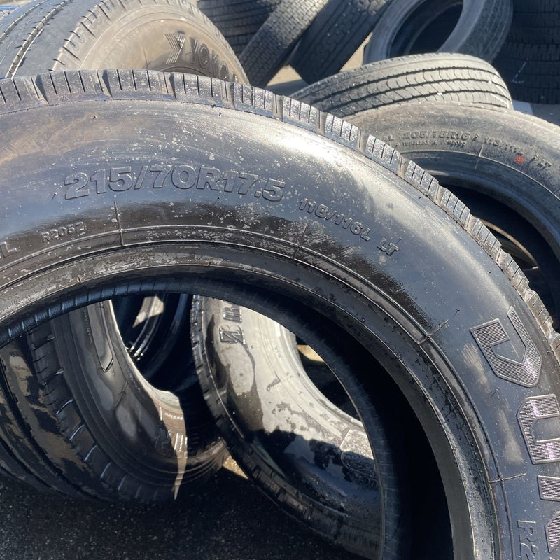 215/70R17.5ブリヂストン　激安美品　4本セット：15000円