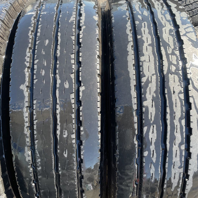 215/70R17.5ブリヂストン　激安美品　4本セット：15000円