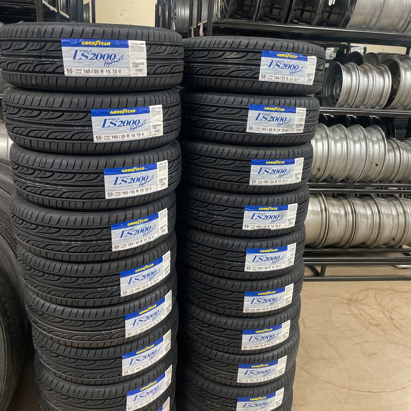 165/55R15, 新品　　GOODIYEAR 年式：2023年　　4本セット：32000円