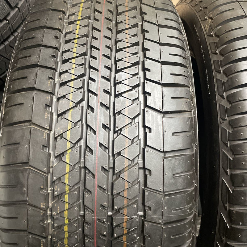 275/60R20 ブリヂストン、ほぼ新品　　年式：2016年 2本セット：25000円