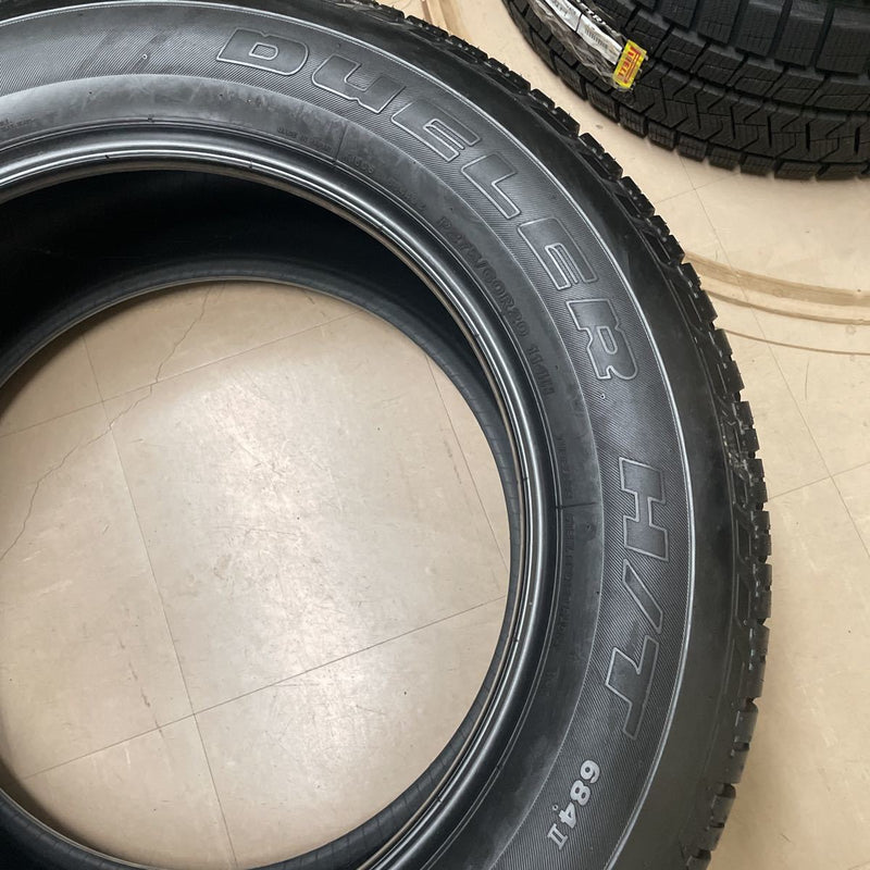 275/60R20 ブリヂストン、ほぼ新品　　年式：2016年 2本セット：25000円