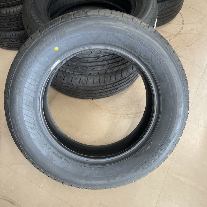 215/60R16 ブリヂストン　新品　年式：2020激安美品 4本セット：39000円