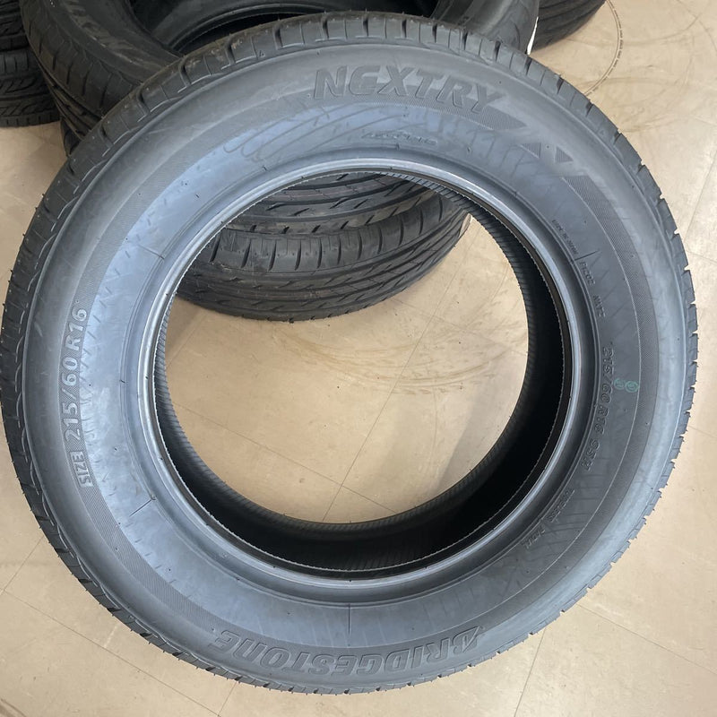 215/60R16 ブリヂストン　新品　年式：2020激安美品 4本セット：39000円