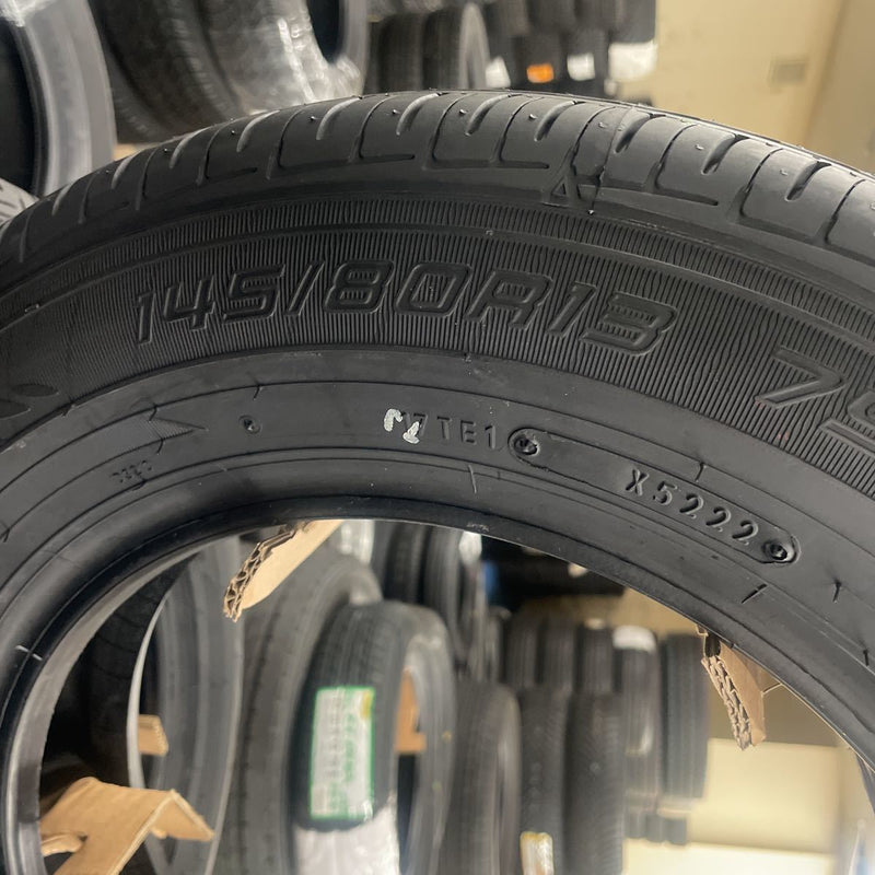 145/80R13ダンロップ　新品　年式：2022年　 4本セット：15000円