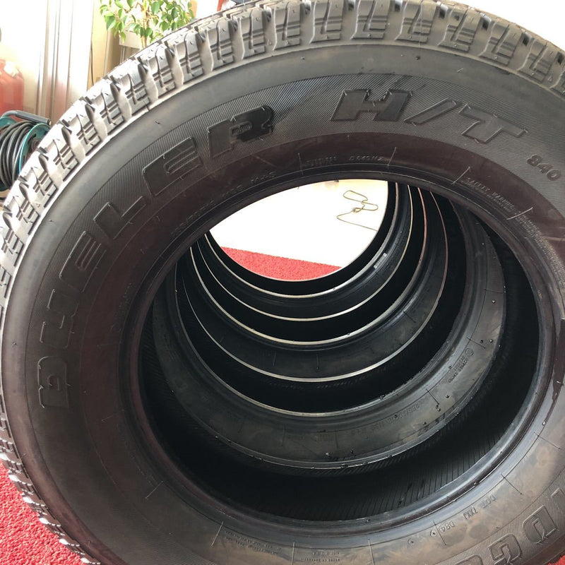 255/70R18 ブリヂストン　中古　4本セット：22000円