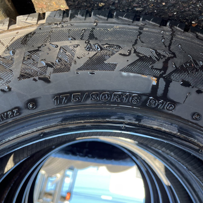 175/80R16 BRIDGESTONE, DM-V2 激安美品　4本セット：16500円