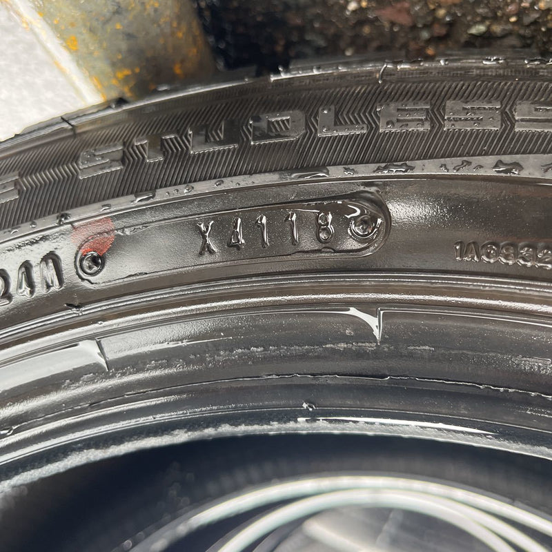 215/50R17 DUNLOP, WM01 激安美品　4本セット：19000円