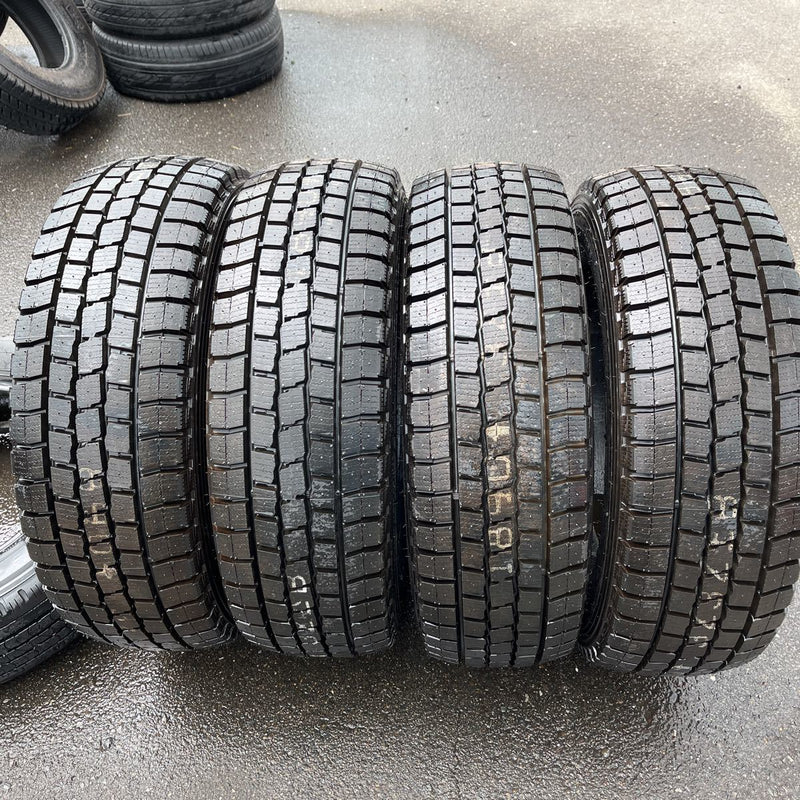 225/70R16 DUNLOP, SPLT02 新品 激安美品　　4本セット：24000円