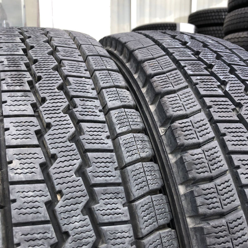 ダンロップ 205/85R16 WINTER MAXX 4本：20000円