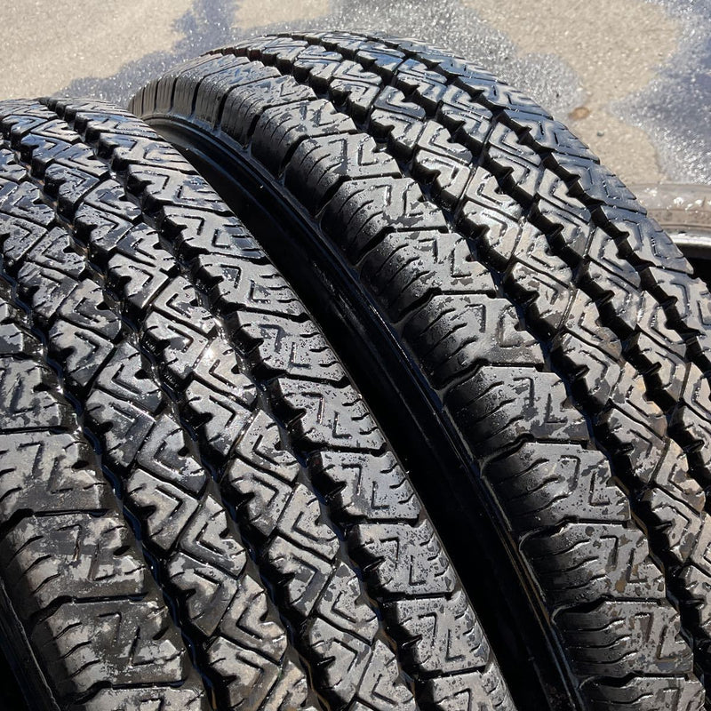 205/80R 17.5 ブリヂストン　激安美品　4本セット：16000円