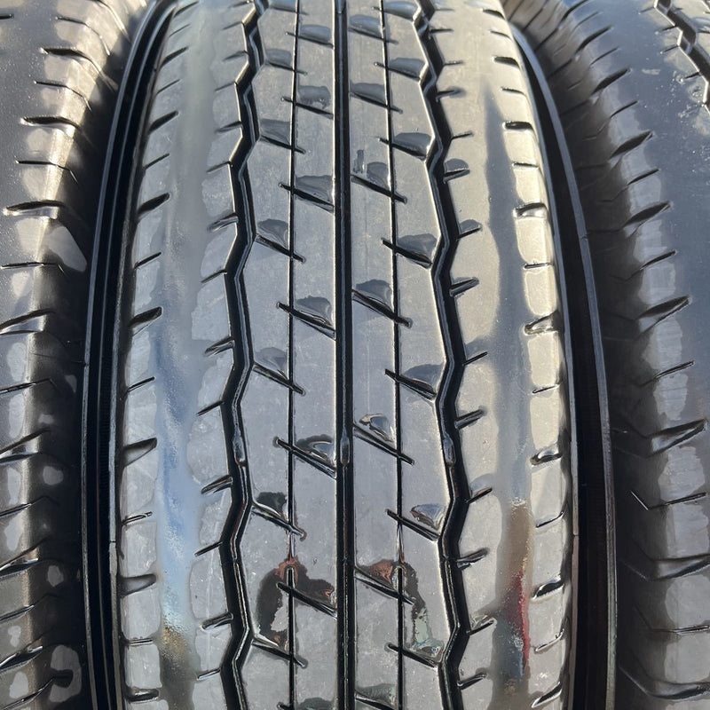 195/80R15 107/105 DUNLOP, SP175 激安美品、 　4本セット：17000円