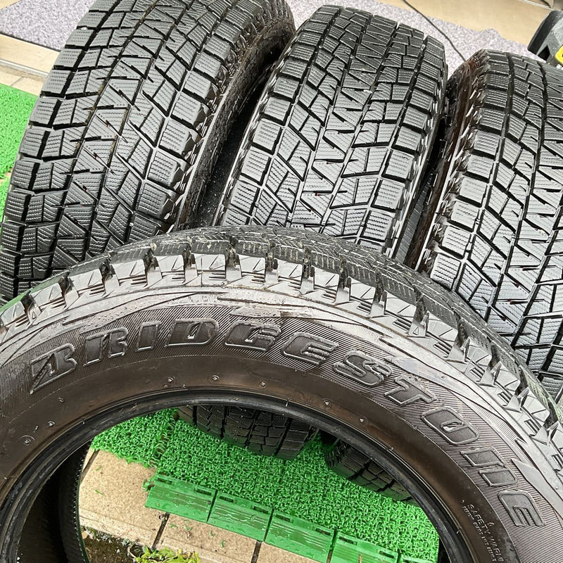 215/65R16 .ブリヂストン　4本セット：24000円