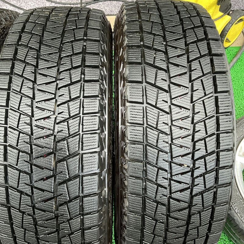 215/65R16 .ブリヂストン　4本セット：24000円