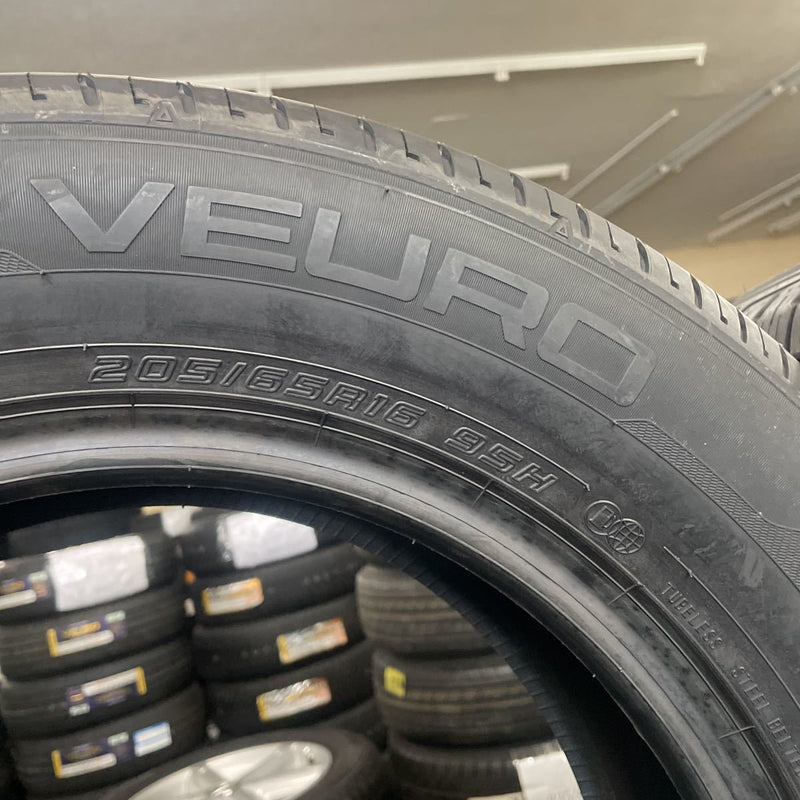 205/65R16 ダンロップ　新品　年式：2020年　4本セット：38000円