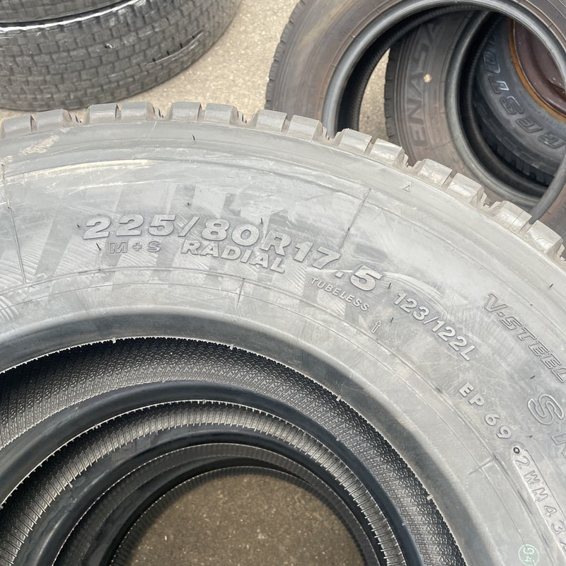 225/80R17.5 新品　ブリヂストン　激安美品　　4本セット：84000円 未使用