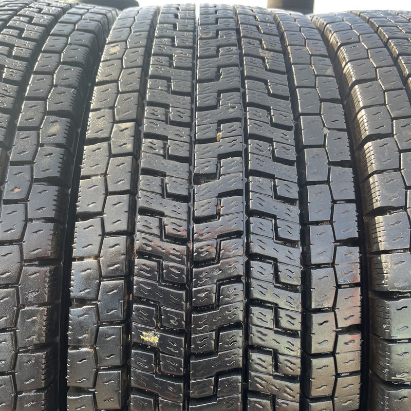 215/70R17.5 123/121J, YOKOHAMA, 903ZW 激安美品　　4本セット：21000円