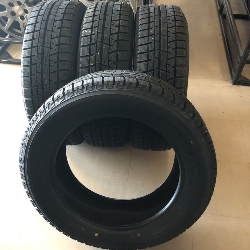 ヨコハマ iceGURD 215/60R17 未使用品　4本セット:40000円