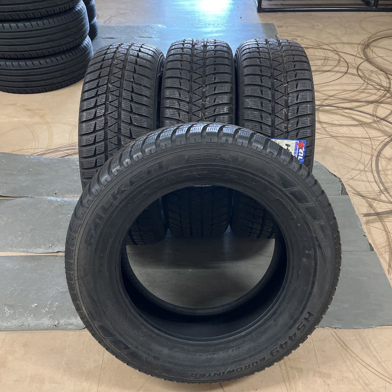 215/60R16　ファルケン　年式:2018　未使用品　激安美品4本セット:25000円