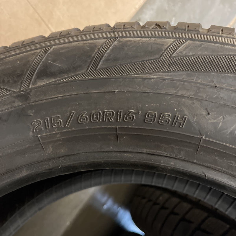 215/60R16　ファルケン　年式:2018　未使用品　激安美品4本セット:25000円