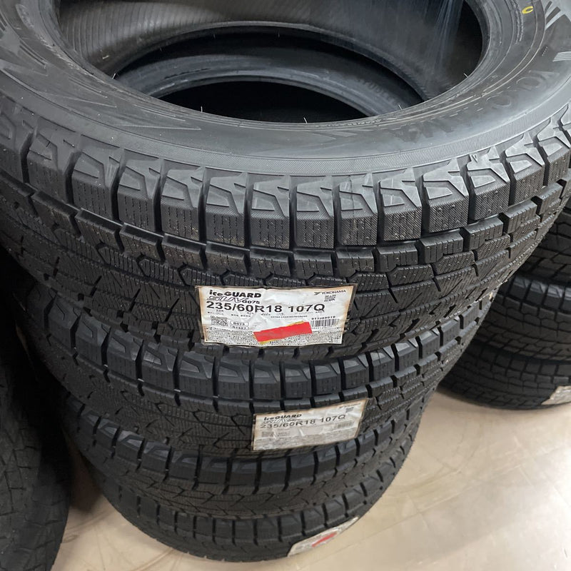 235/60R18. ヨコハマ　　年式:2019 未使用品　激安美品4本セット:49000円