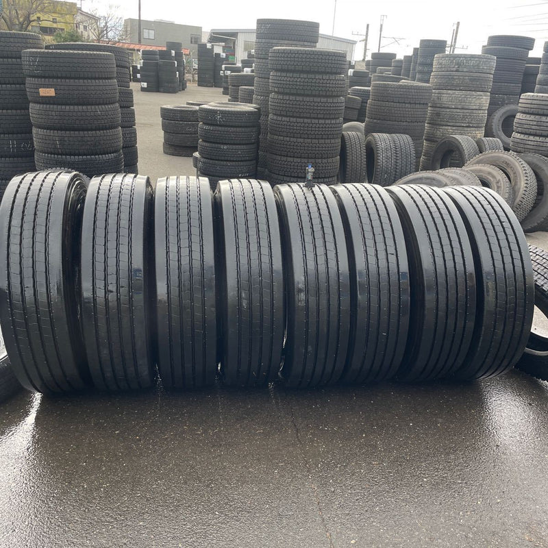 275/80R22.5 ダンロップ 地山中古　 激安美品　8本セット：125000円