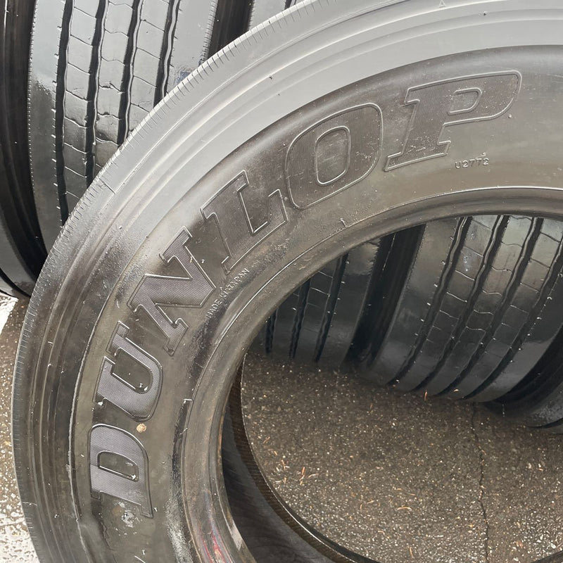 275/80R22.5 ダンロップ 地山中古　 激安美品　8本セット：125000円