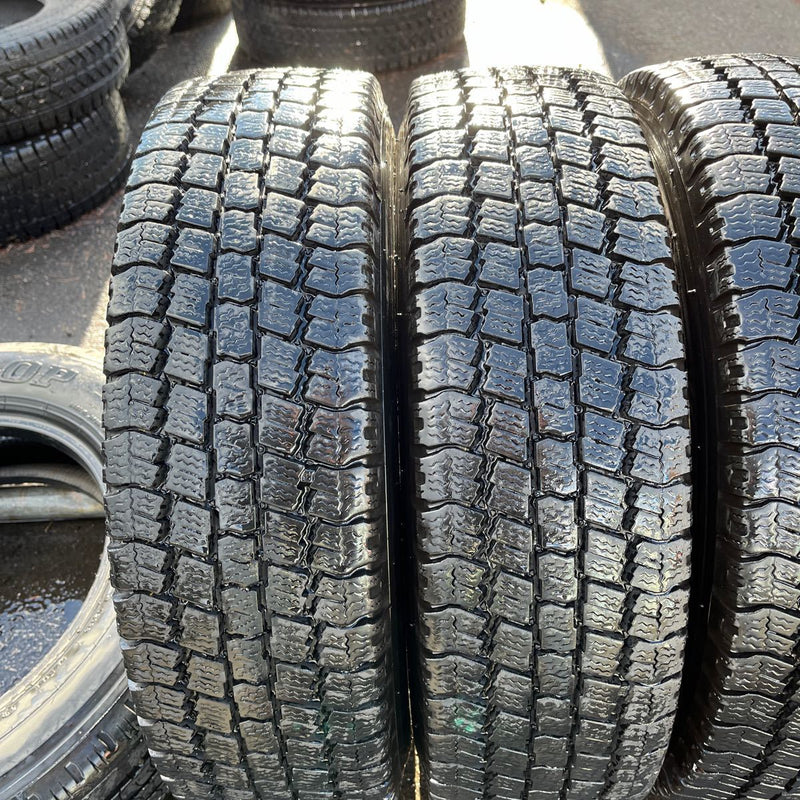 195/75R15 中古　TOYO, M934　 激安美品　6本セット：24500円