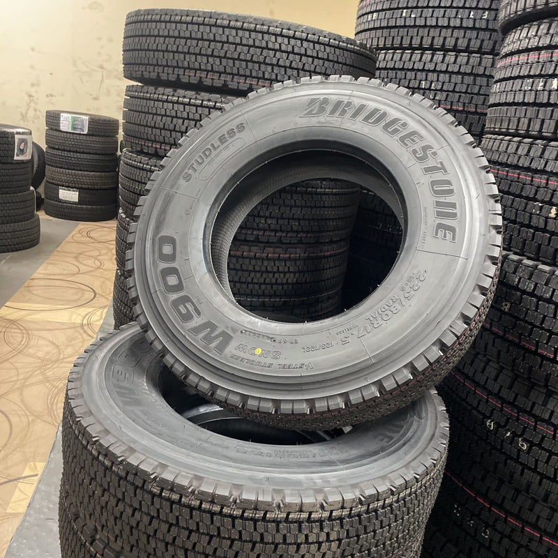 225/80R17.5 新品　ブリヂストン　2021年　 激安美品　12本セット：264000円