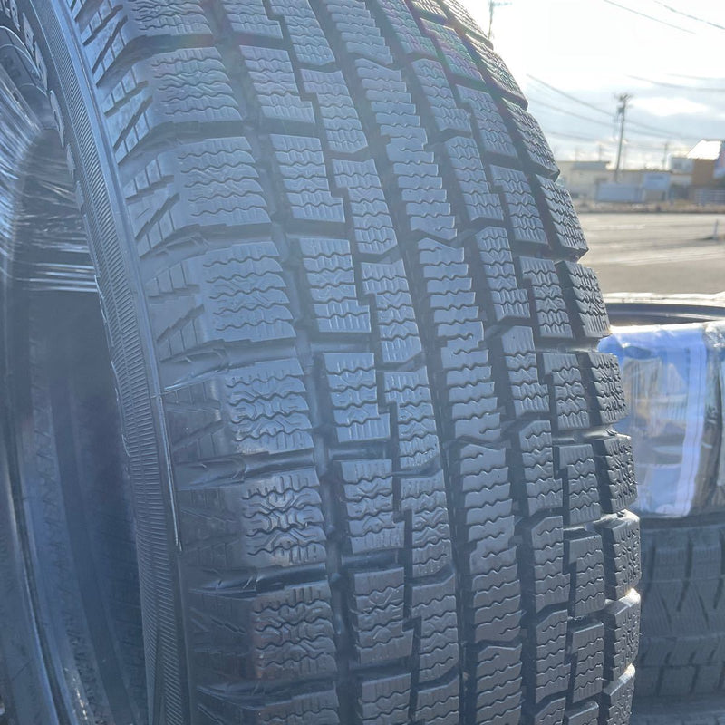 165/70R14 2018年製　TOYO iceFRONTAGE美品　　4本セット：12000円