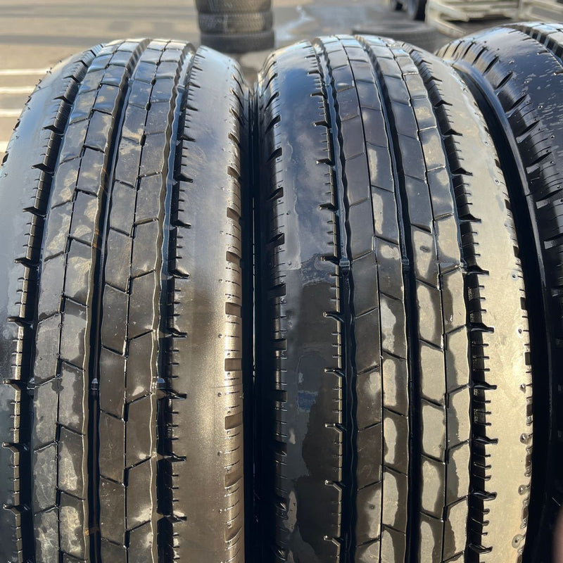 195/75R15 ダンロップ 地山中古　 激安美品　6本セット：28000円