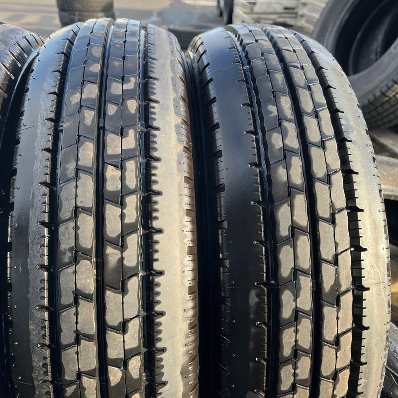 195/75R15 ダンロップ 地山中古　 激安美品　6本セット：28000円