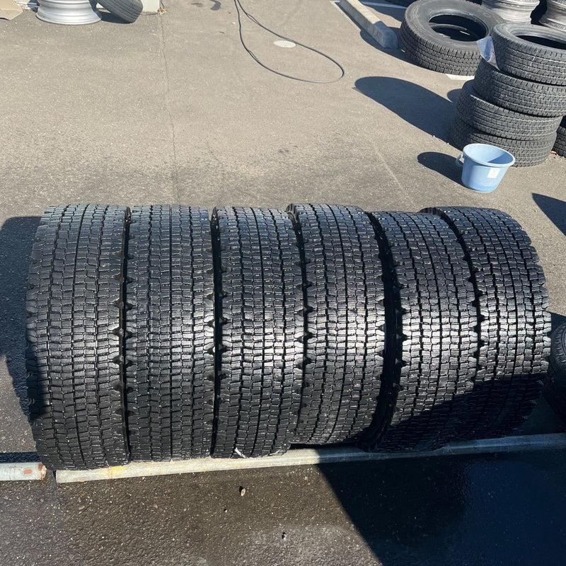 215/70R17.5 2018年3本2019年2本2020年1本　ブリヂストン　6本セット：30000円