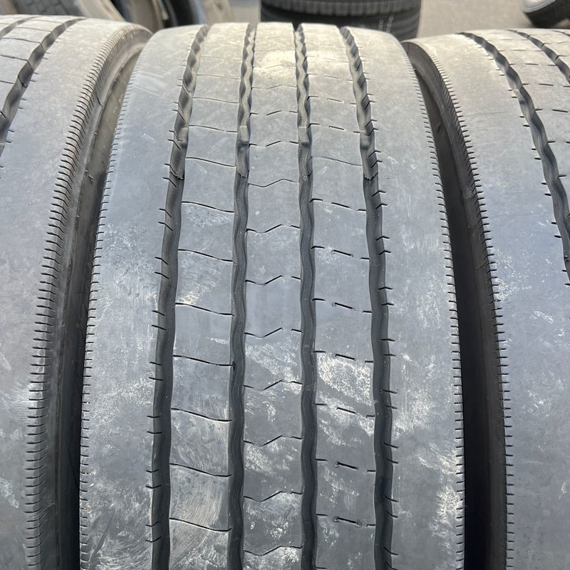 245/70R19.5 DUNLOP, SP122 中古　 激安美品　4本セット：37000円