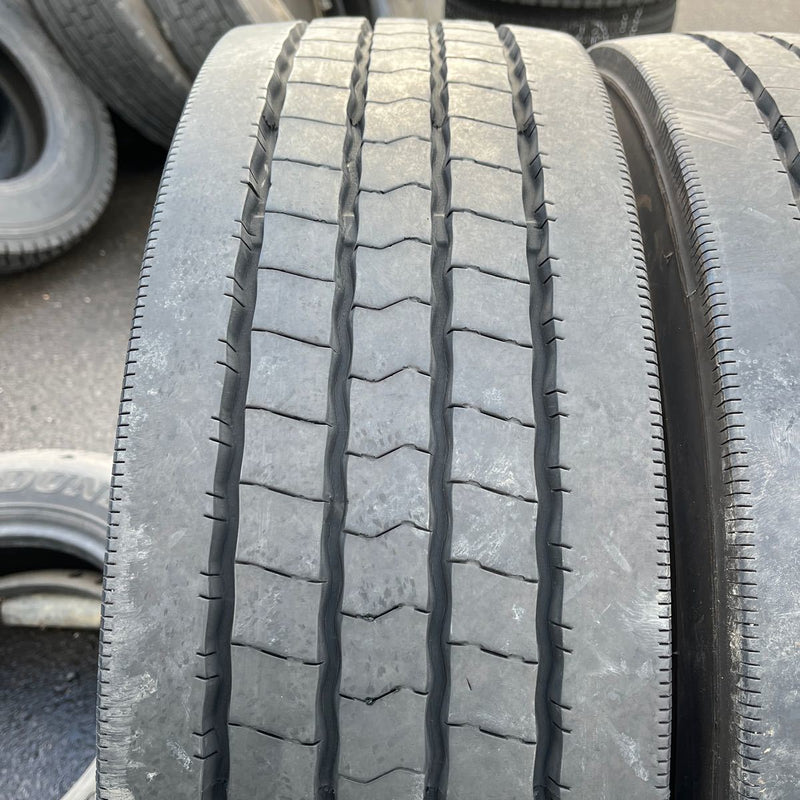 245/70R19.5 DUNLOP, SP122 中古　 激安美品　4本セット：37000円