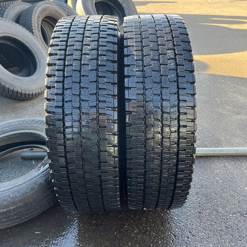 245/80R17.5 DUNLOP, SP001　中古　　 激安美品　2本セット：13000円