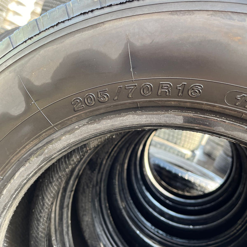 205/70R16 YOKOHAMA, LT151R 中古　 激安美品　6本セット：24000円