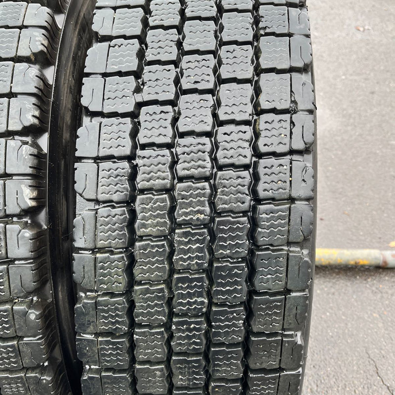 265/70R19.5 再生　中古　　W910　 激安美品　4本セット：39000円