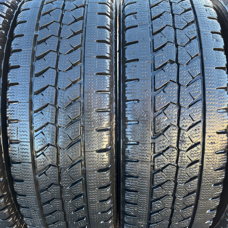 205/70R16 BRIDGESTONE, W979 中古　 激安美品　6本セット：23000円